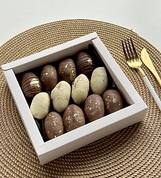 Финиковый бокс "Финни" финики в молочном шоколаде