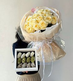 Сет "На ауызашар" букет роз и финики в шоколаде