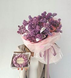 Сет "Апрельская сирень" букет сирени и бенто тортик