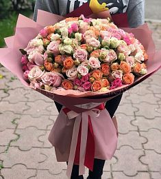 Цветочная композиция "Градации розового" из роз