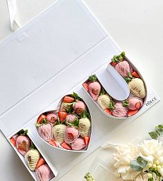 Клубничный бокс "I LOVE U" WHITE 2.0. Клубника в белом и розовом шоколаде