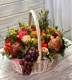 Корзины с фруктами и цветами "Тайланд"