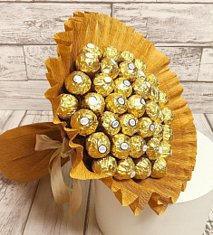 Букет из конфет "Золотой" из Ferrero Rocher