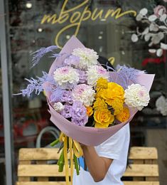 Букет "Flowerslover" из роз, георгин и сухоцветов