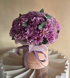 Композиция "Pixy" из хризантем в коробке