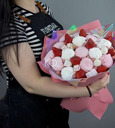 Букет из зефира "Клубника"