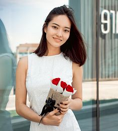 С добрым утром! Круглосуточная доставка кофе с букетом из голландских роз