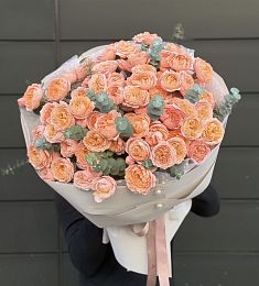 21 пионовидная спрей роза