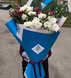 Букет "Рапсодия" из Лизиантусов