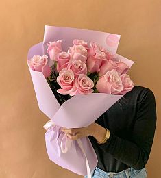 15 голландских сортовых роз 