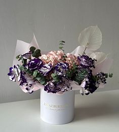 Композиция "Yasmina" из гортензии, лизиантусов и сухоцветов