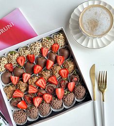 Клубничный бокс "Шедевр Мини"