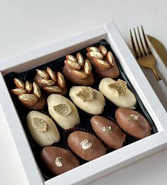 Финиковый бокс "Гермес" финики в шоколаде
