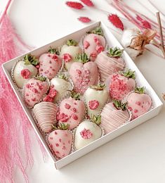 Клубничный бокс "Нежность"