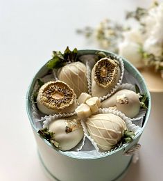 Клубничный бокс "Мия"