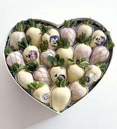 Клубничный бокс "Мэрилин" клубника в белом шоколаде