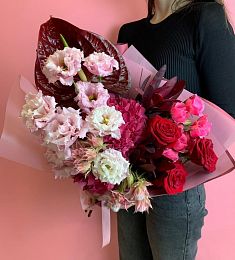 Букет "Утро в Провансе" из роз, протеи и гортензий