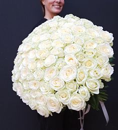 Букет из 101 белой голландской розы